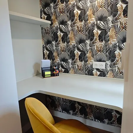 L'annexe De La Granvillaise A 10 Min De Pacy Sur Eure Apartment