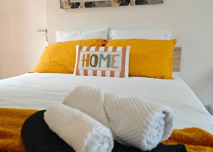 L'annexe De La Granvillaise A 10 Min De Pacy Sur Eure Апартаменты