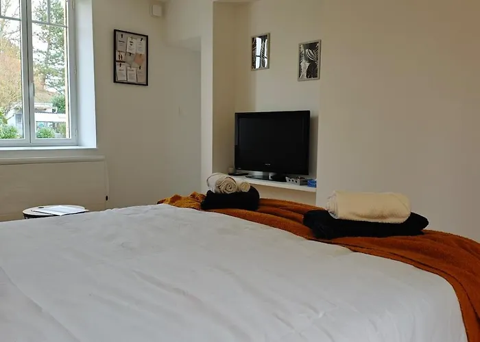 L'annexe De La Granvillaise A 10 Min De Pacy Sur Eure Апартаменты